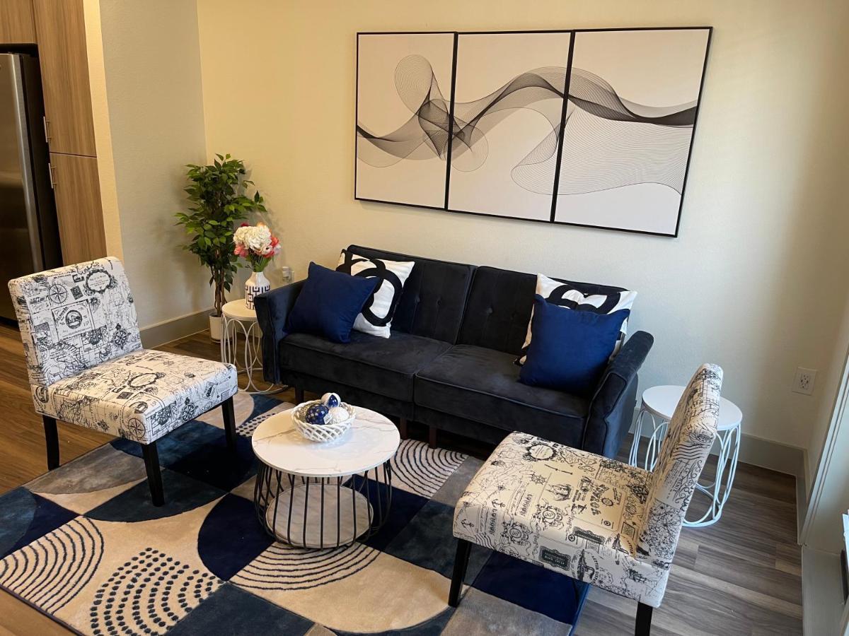 Cozy Retreat-Free Reserved Parking-Pool アディスン エクステリア 写真
