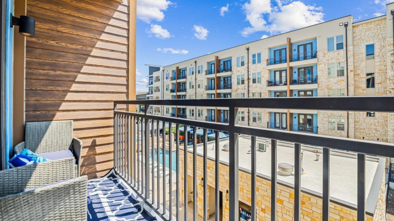 Cozy Retreat-Free Reserved Parking-Pool アディスン エクステリア 写真